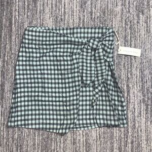 Copper Key Womens Size Large Tie Wrap Skirt Green‎ Black Plaid Bacl Zipper NWT